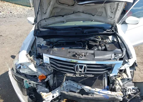 2010 Honda Accord 2.4 Ex-L from USA, damaged, VIN 1HGCP2F80AA125434
